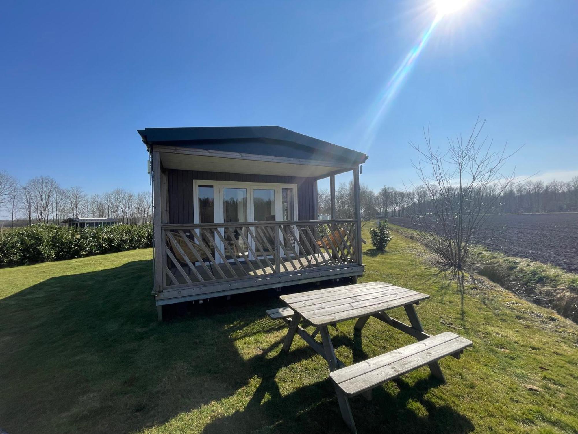 Ieberen Lodge Schoonloo Buitenkant foto